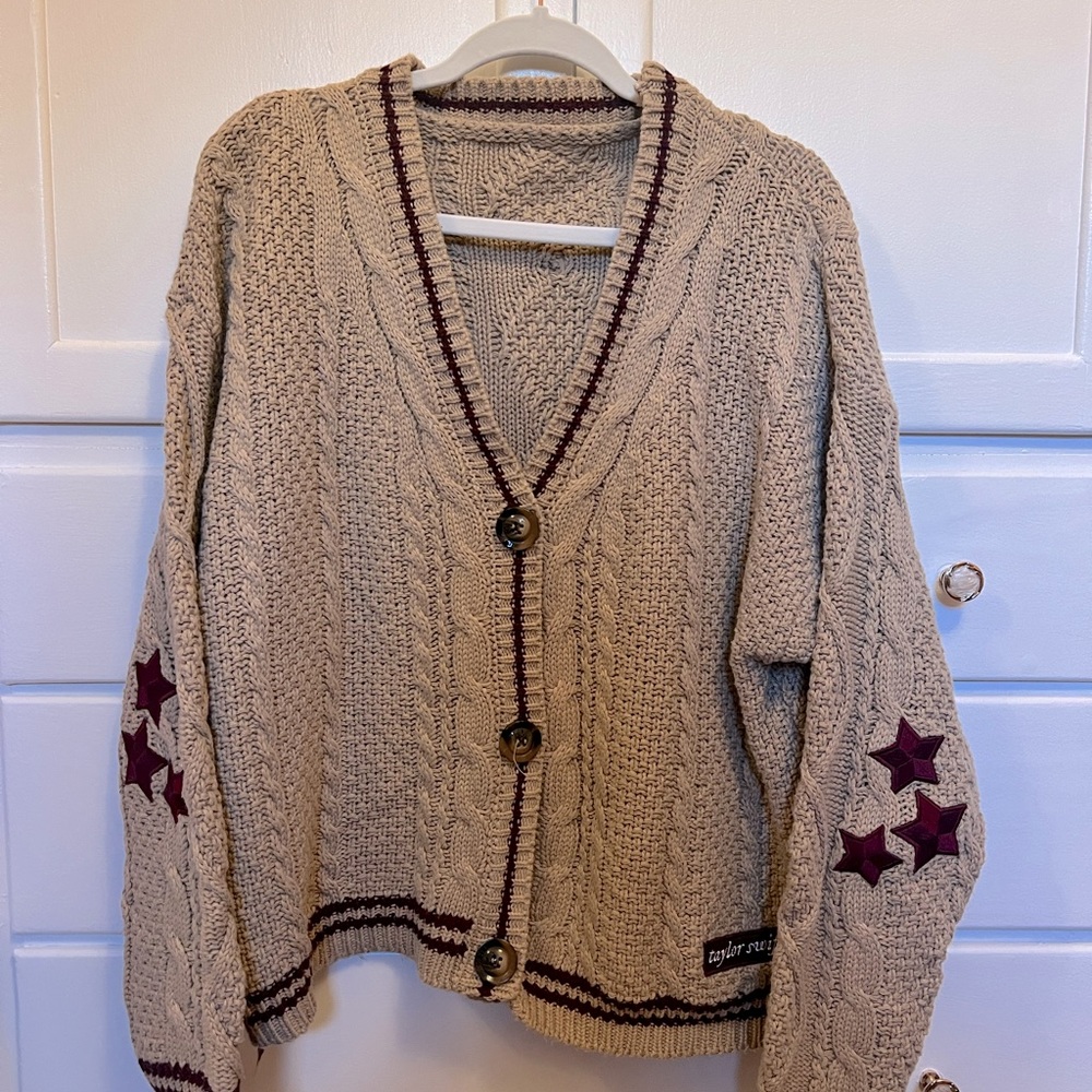 Taylor Swift - RARE Authentic Folklore Holiday Cardigan